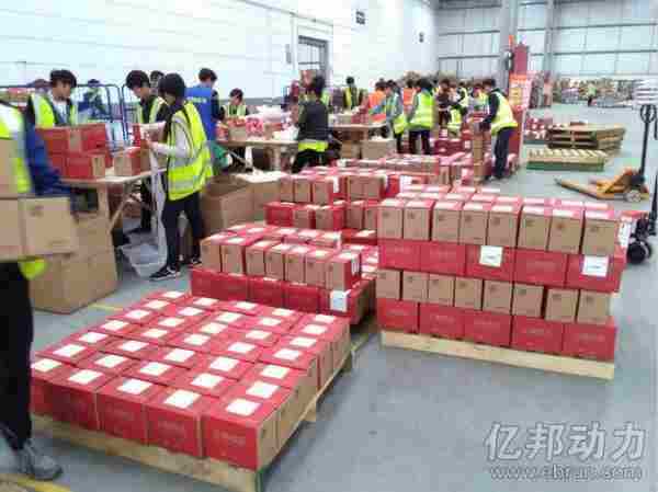 一个骨灰级电商的尝试:两件事掰直微商